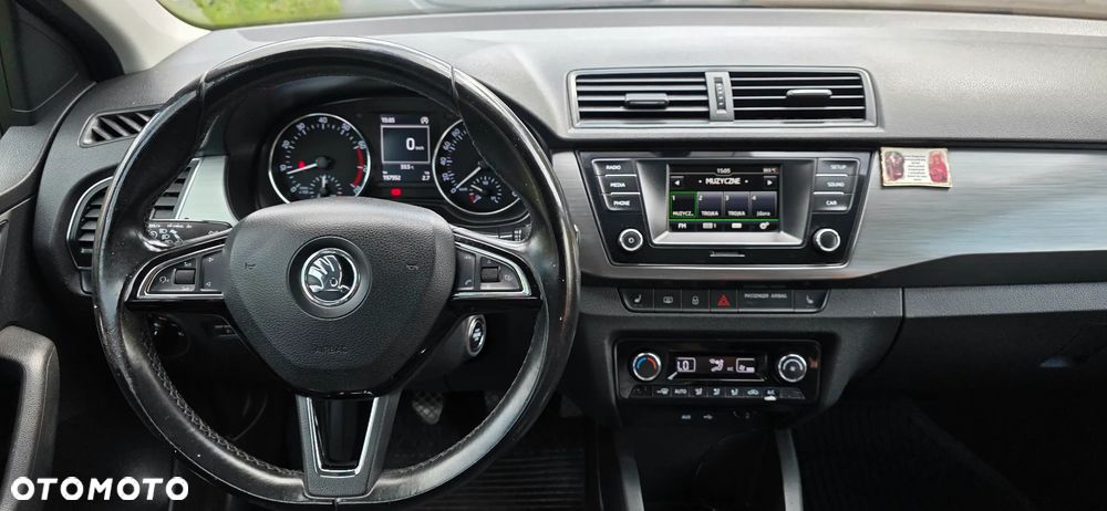 Skoda Fabia - 10