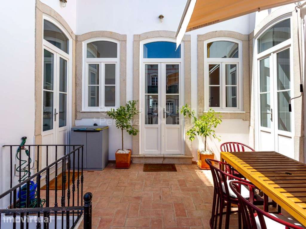 Casa senhorial T4+2 com garagem no centro Histórico de Tavira, Algarve - Grande imagem: 5/60