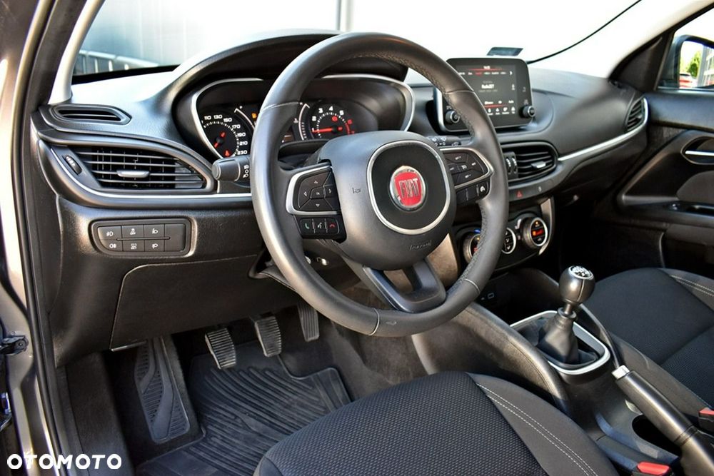 Fiat Tipo 1.4 T-Jet 16v Lounge EU6 - 9