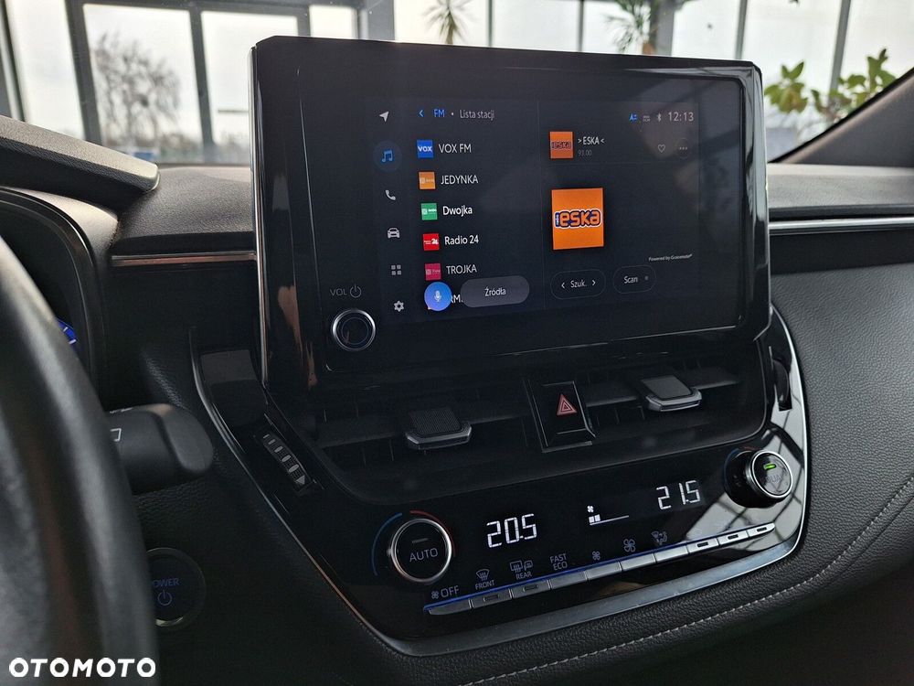 Toyota Corolla 1.8 Hybrid Comfort - 32