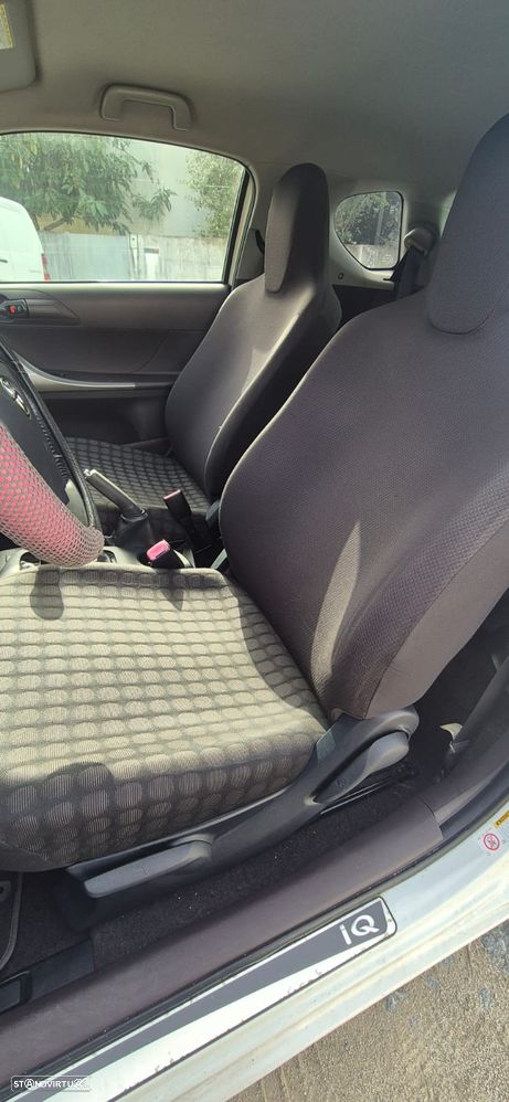 Toyota iQ 1.0 VVT-i 2 NAVI+Bluetooth - 11