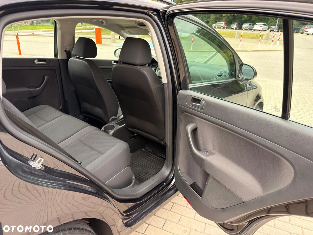 Volkswagen Golf - 15