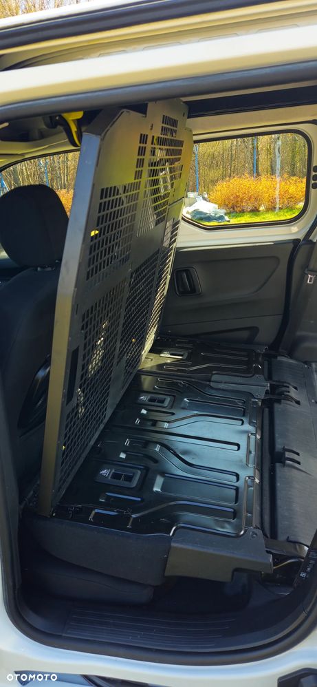 Peugeot Partner - 26