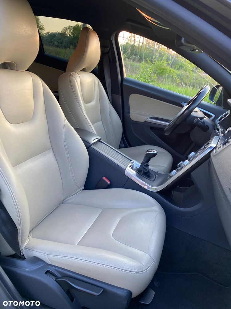 Volvo V60 D4 Drive-E Base - 12