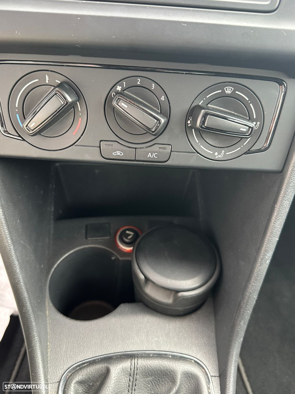 VW Polo 1.0 Trendline - 17