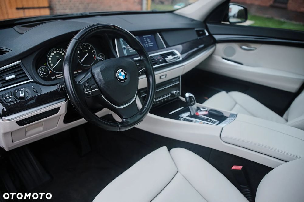 BMW 5GT 535i - 9