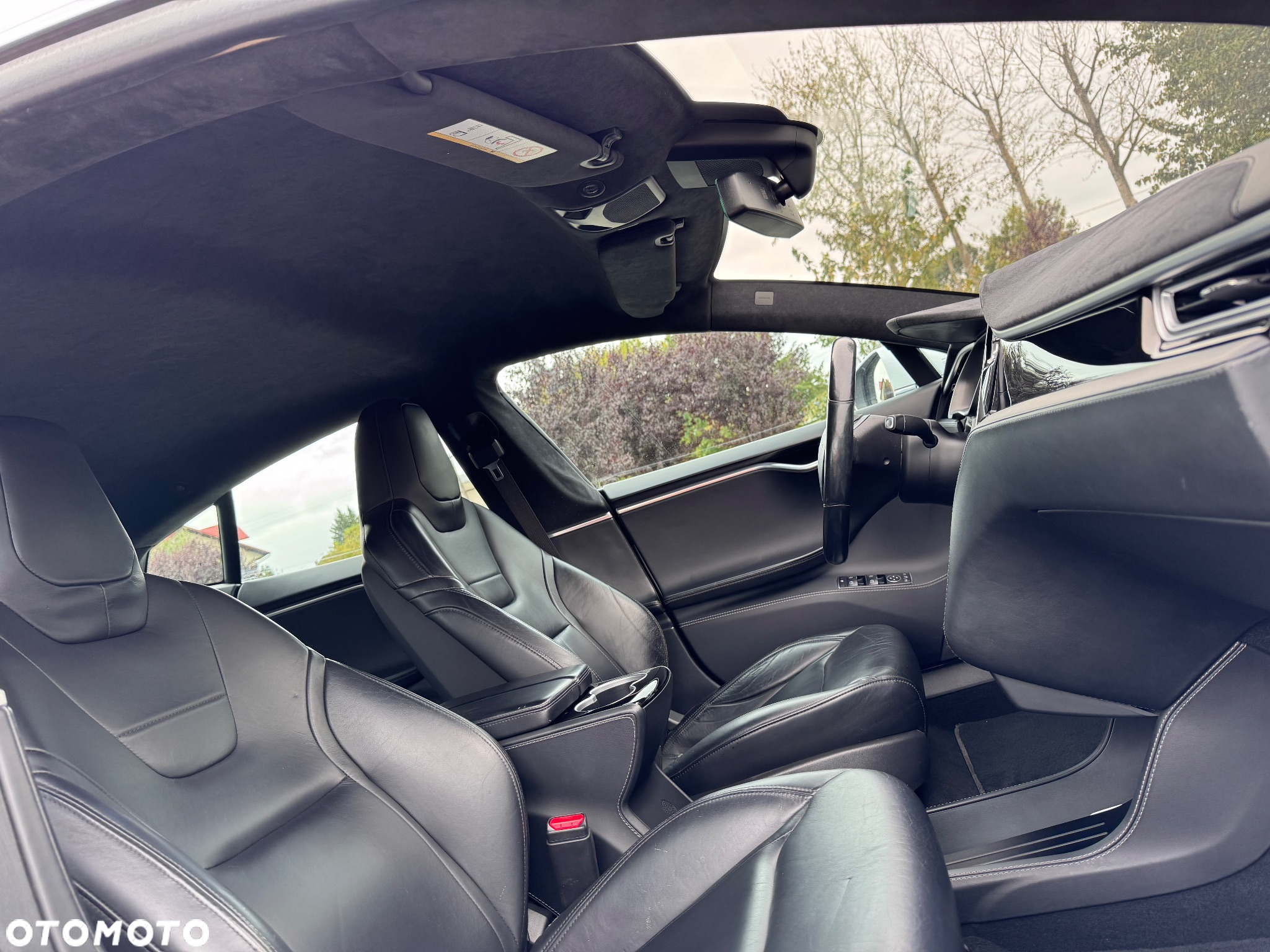 Tesla Model S Standard - 27