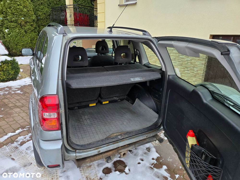 Toyota RAV4 2.0 D-4D 4x4 - 7