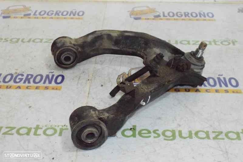 BRAÇO SUSPENSÃO SUPERIOR FRONTAL DIREITO MITSUBISHI PAJERO III 2001 -MR496794 - 2