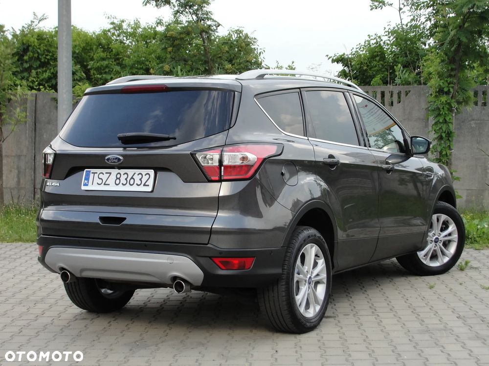 Ford Kuga 2.0 TDCi 2x4 ST-Line - 4