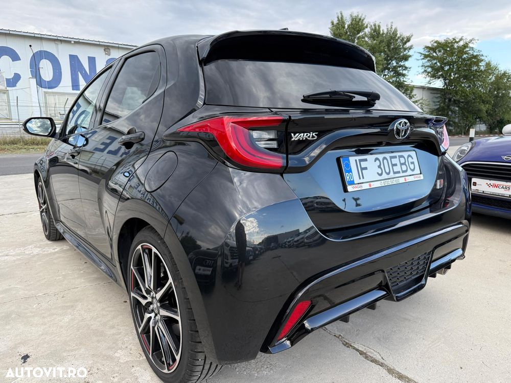 Toyota Yaris 130 1.5 VVT-i GR SPORT - 14