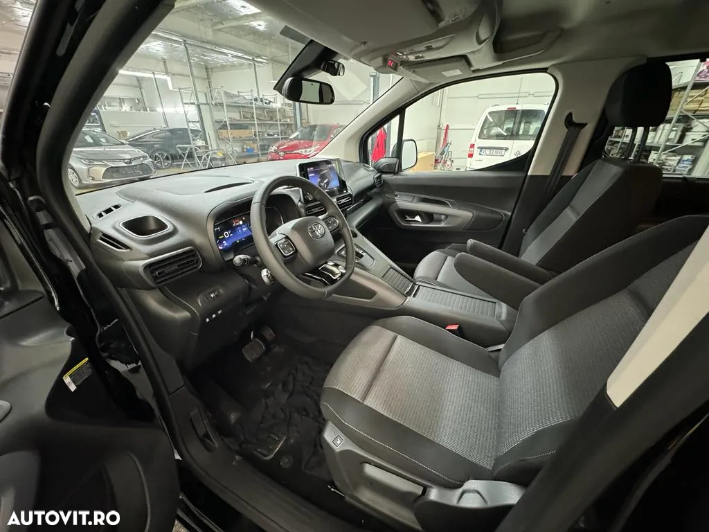 Toyota Proace City Verso 136 CP 50 kWh L2 6+1 Family - 12