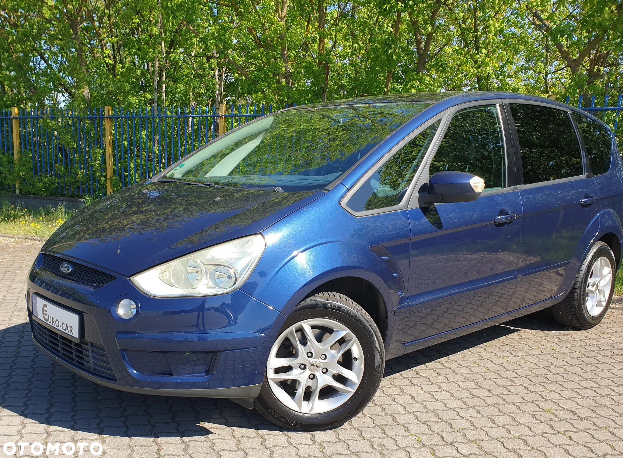 Ford S-Max - 32