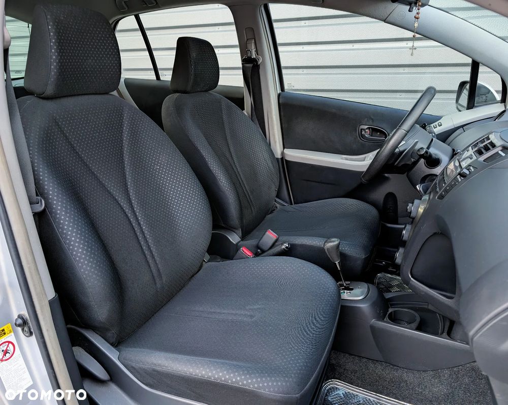 Toyota Yaris 1.33 VVT-i Multi Mode Sol - 12