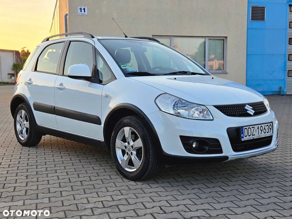 Suzuki SX4 1.6 Comfort Plus - 6
