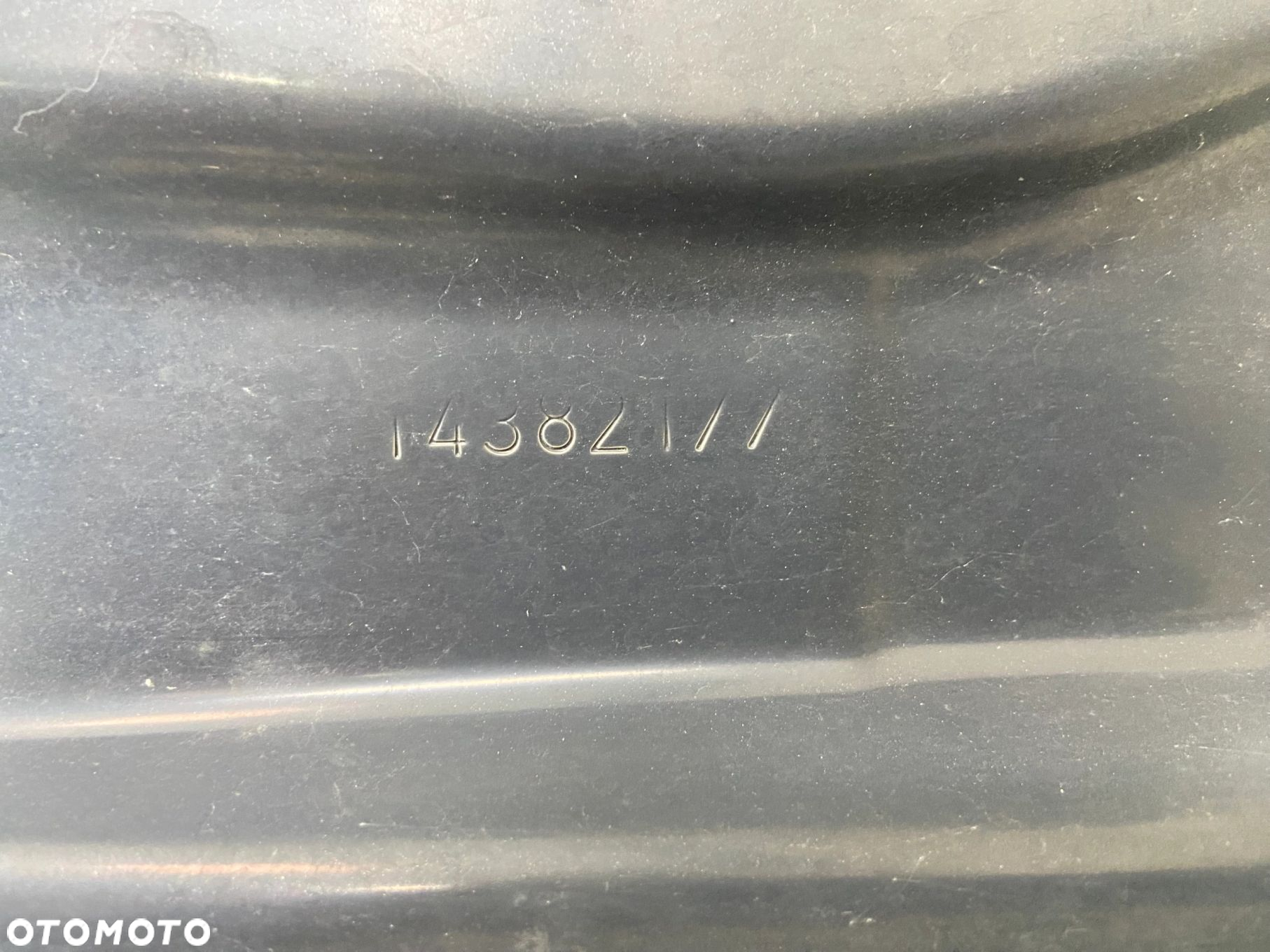 MASKA VOLKSWAGEN TOURAN 1T0 CADDY 2K5 10-15 - 9
