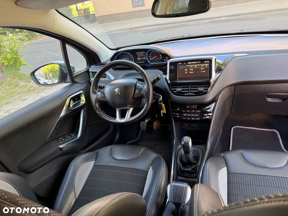 Peugeot 2008 120 VTI Allure - 19