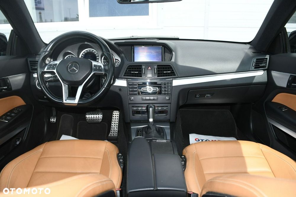 Mercedes-Benz Klasa E - 22