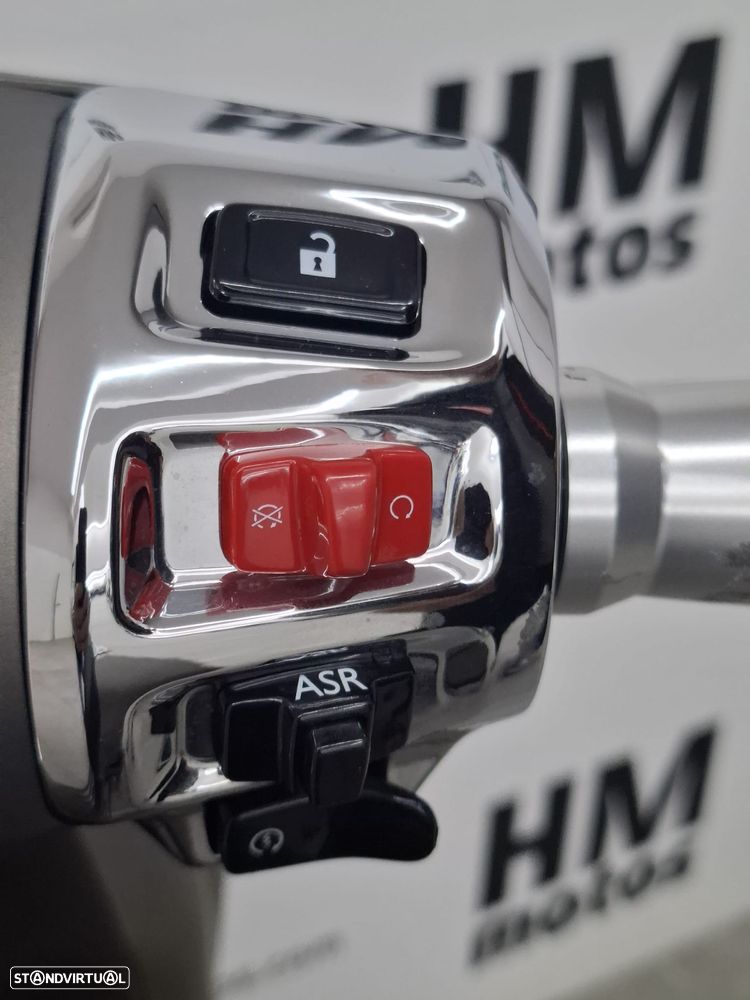 Vespa GTS Super 300 - 10