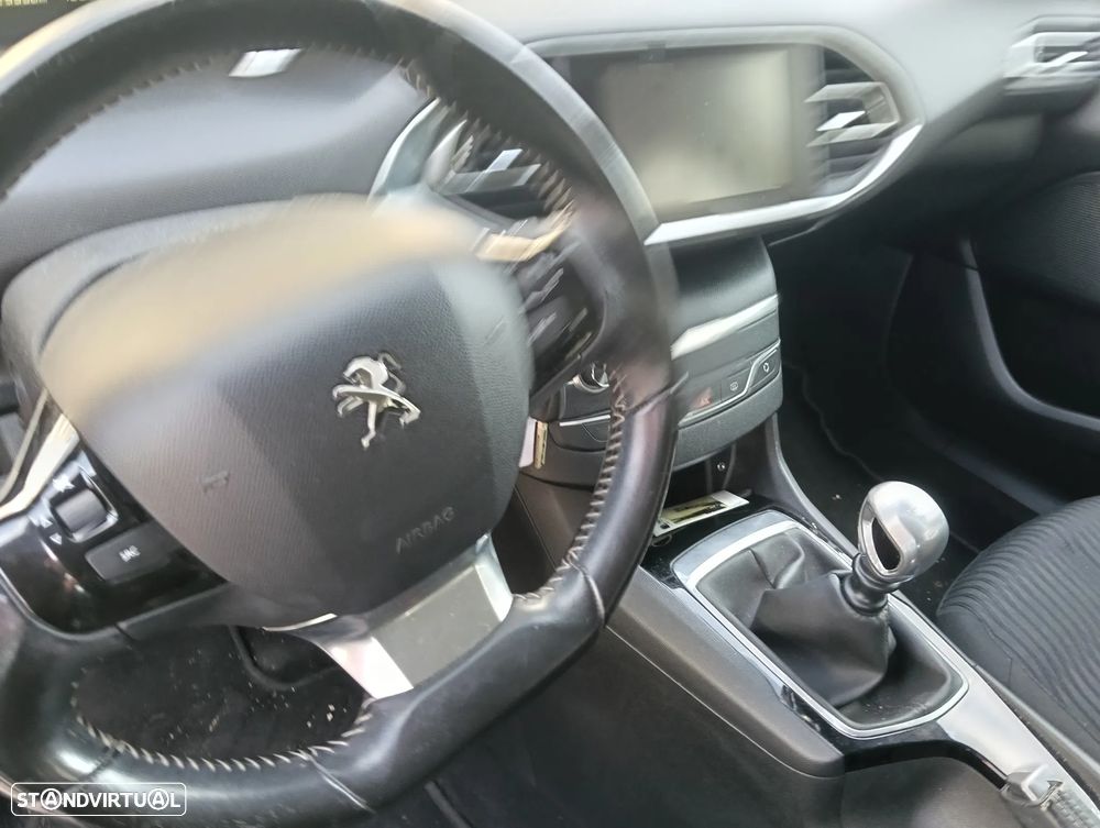 Peugeot 308 SW BlueHDi 120 Stop & Start Active - 17