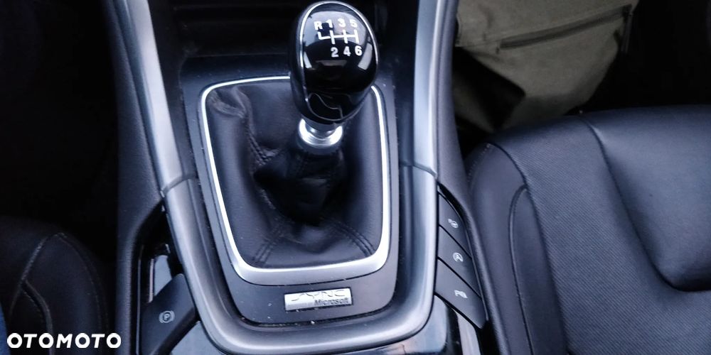 Ford Mondeo 2.0 TDCi Titanium - 8