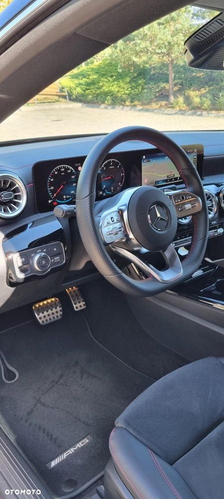 Mercedes-Benz CLA 200 d 4-Matic AMG Line 8G-DCT - 11