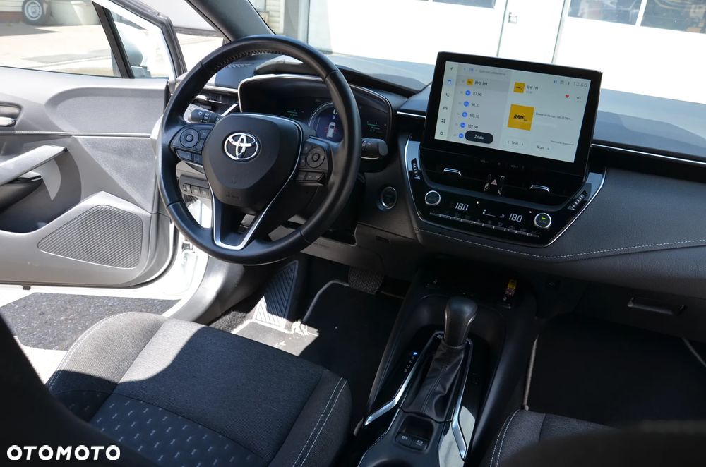 Toyota Corolla 1.8 Hybrid Executive - 15