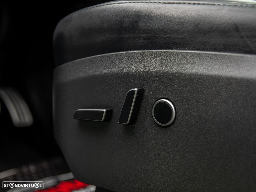 Tesla Model Y Performance Tração Integral - 35