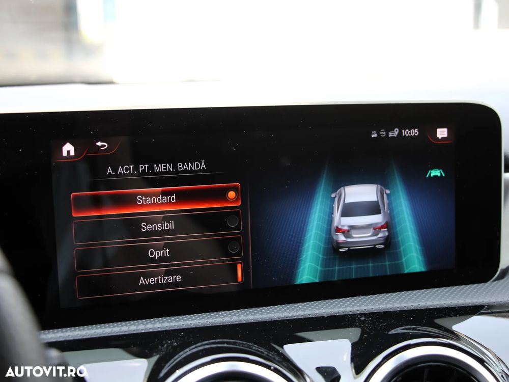 Mercedes-Benz A 180 d 7G-DCT AMG Line - 2