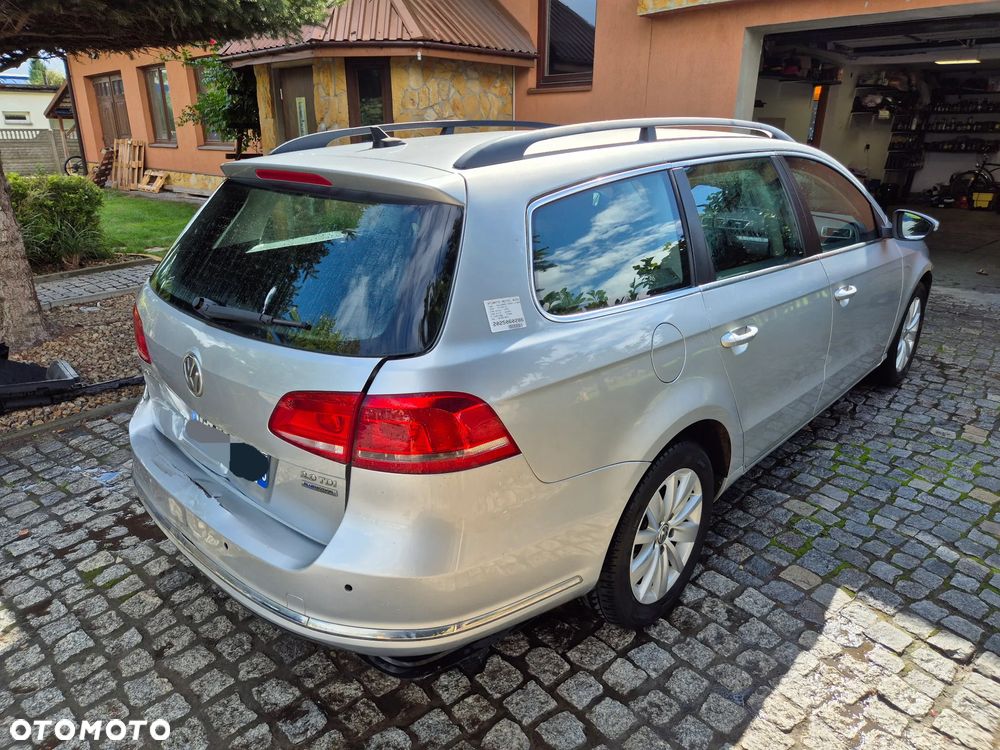 Volkswagen Passat 2.0 TDI Highline - 6