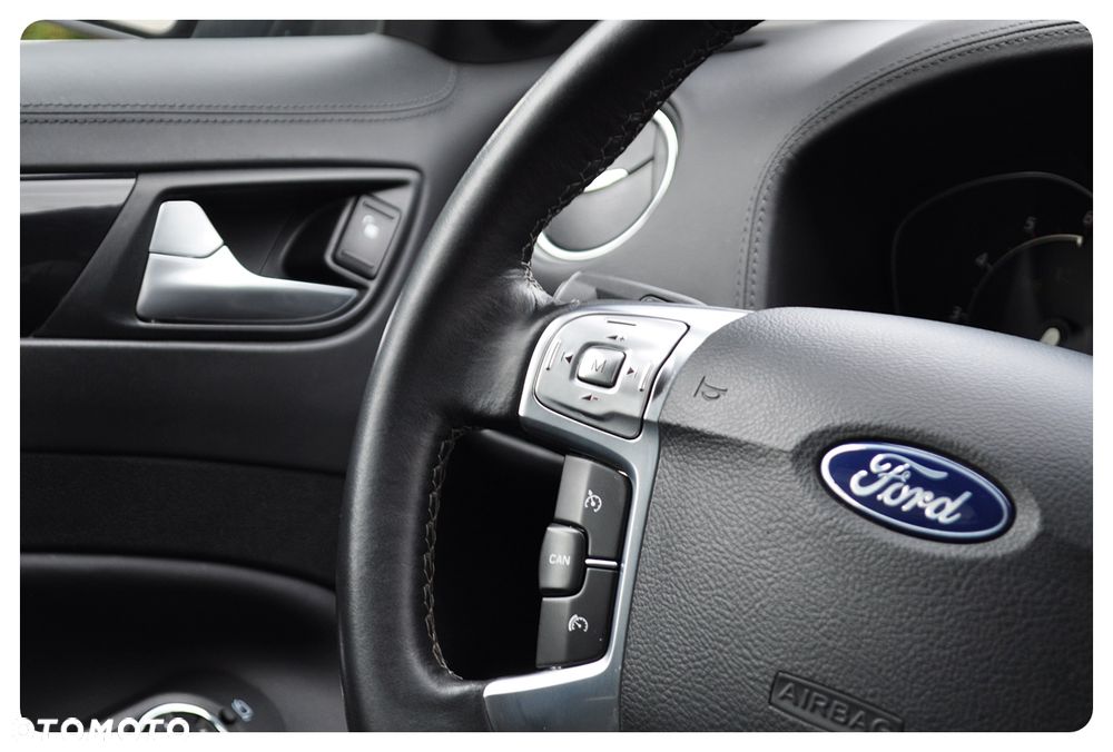 Ford Mondeo 2.0 TDCi Titanium X - 36