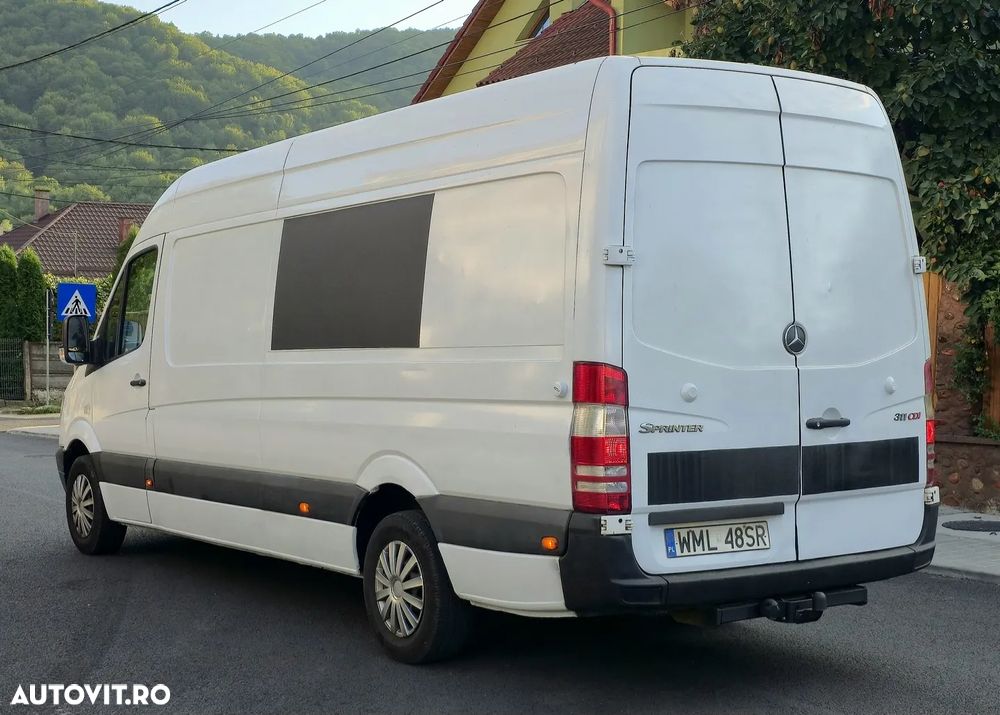 Mercedes-Benz Sprinter - 3