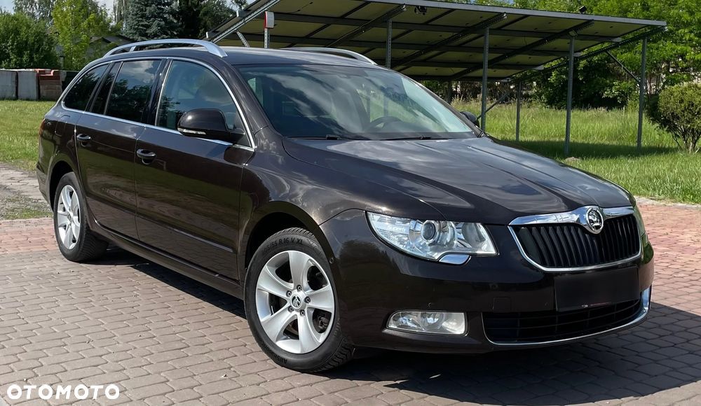 Skoda Superb 2.0 TDI Elegance - 11