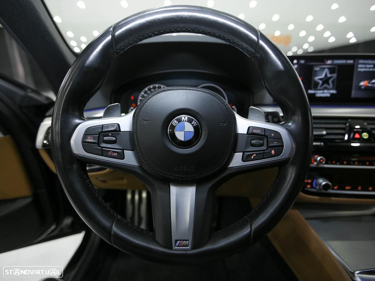 BMW 520 d Pack M Auto - 13