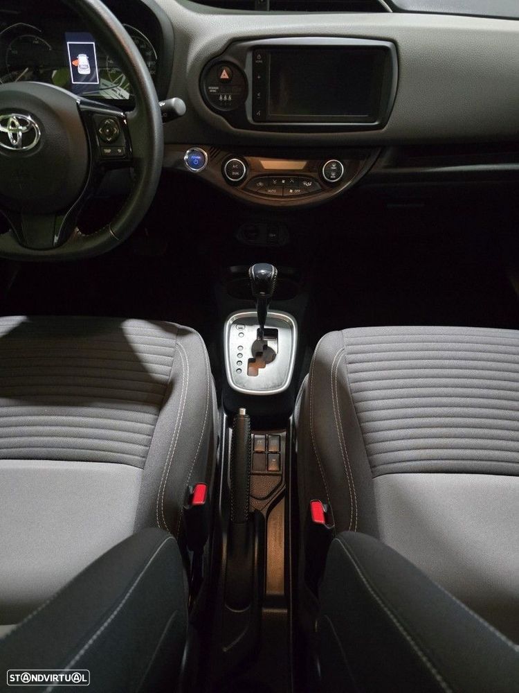 Toyota Yaris 1.5 HSD Comfort - 20