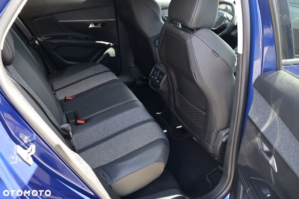 Peugeot 3008 BlueHDi 130 Stop & Start EAT8 Allure - 12