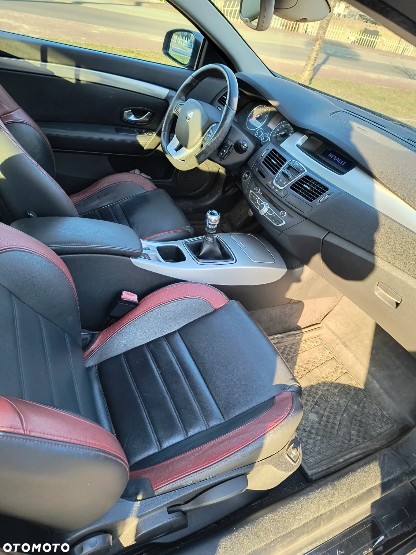 Renault Laguna 2.0 dCi GT - 9