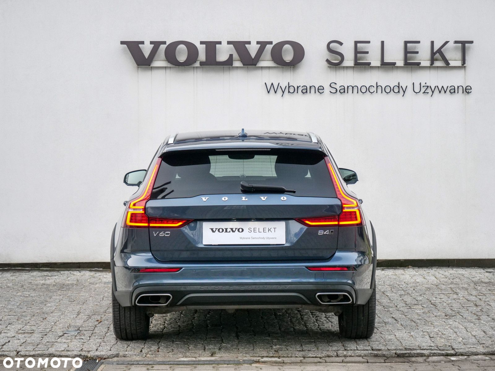 Volvo V60 Cross Country - 7