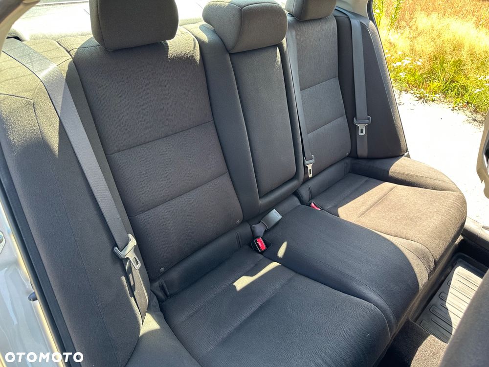 Honda Accord 2.0 Elegance - 19