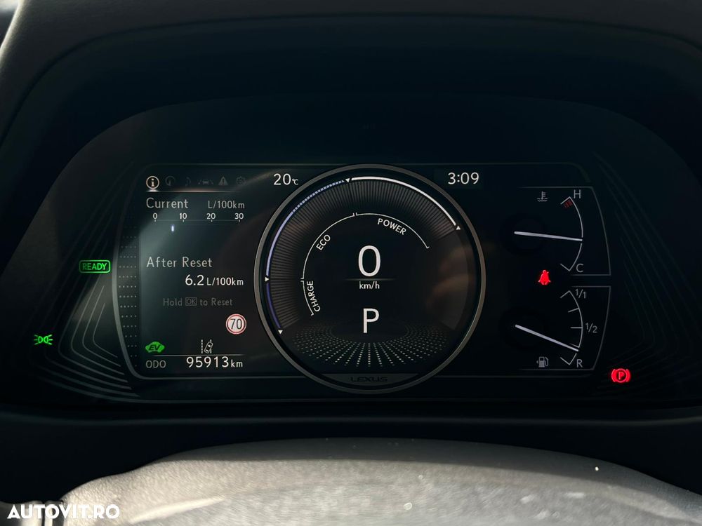 Lexus UX 250h Luxury Line - 21