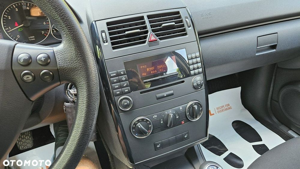 Mercedes-Benz Klasa A - 23