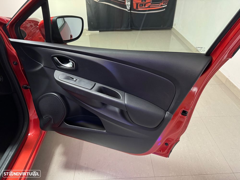 Renault Clio Sport Tourer 1.5 dCi Dynamique S - 44