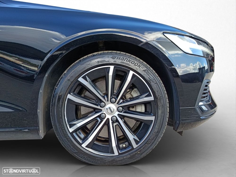 Volvo V60 2.0 T6 AWD TE Essential - 11