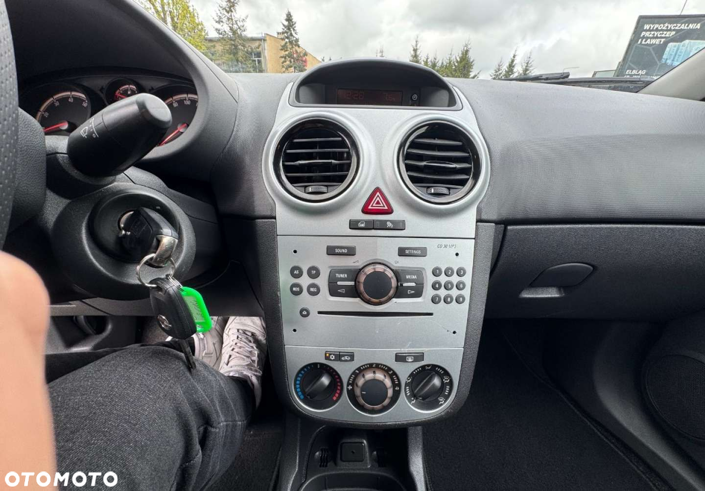 Opel Corsa - 15
