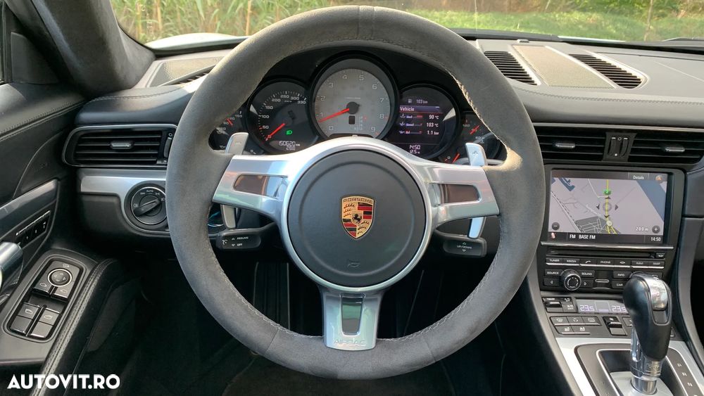 Porsche 911 - 23