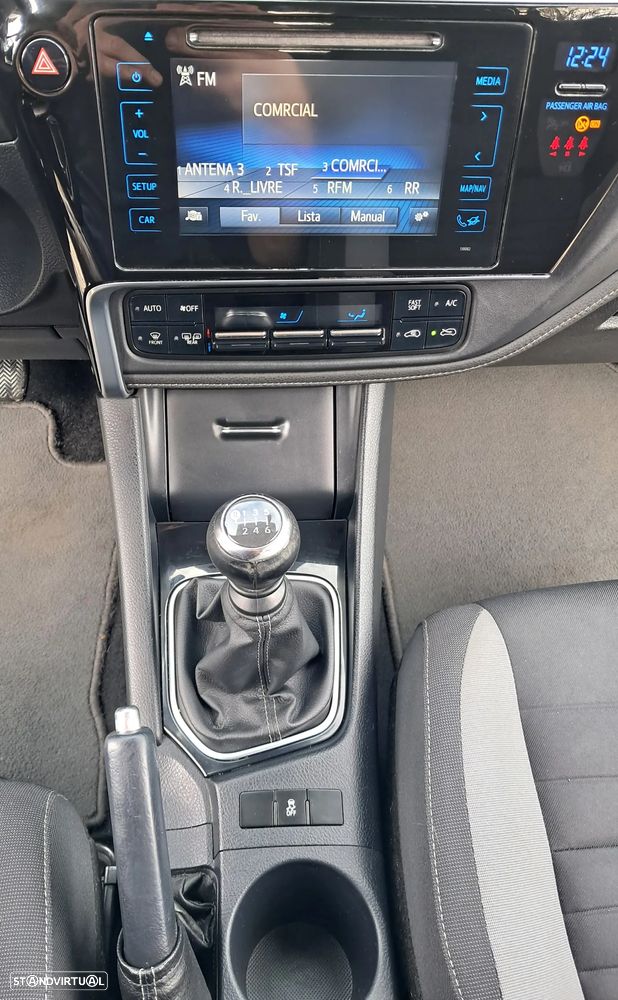 Toyota Auris 1.4 D-4D Comfort+Pack Sport - 7