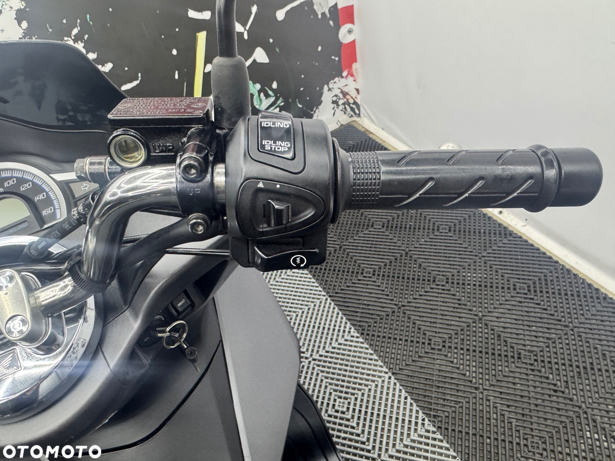 Honda PCX - 32