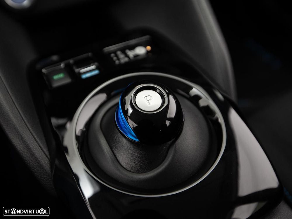 Nissan Leaf N-Connecta - 19