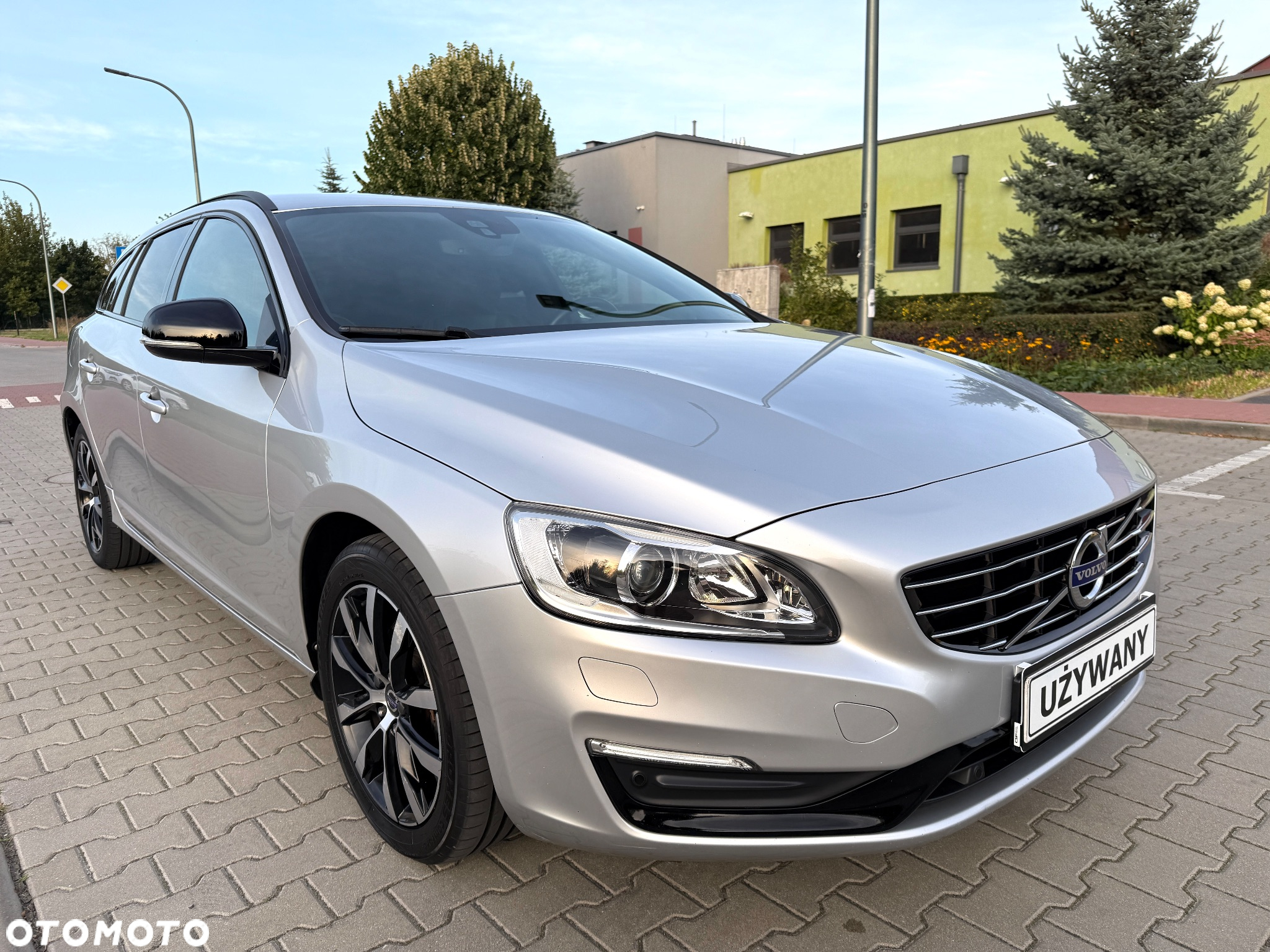 Volvo V60 D3 Geartronic Kinetic - 14