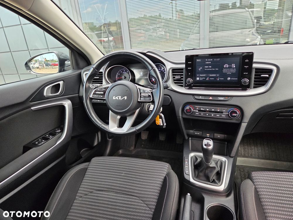 Kia Ceed 1.5 T-GDI L Business Line - 38